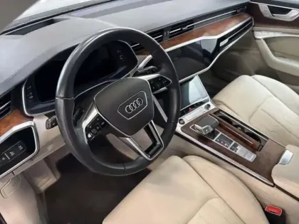 Photo 8 Audi A6 50 TFSIe 299 ch S tronic 7 Quattro Avus Extended