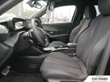 Photo 9 Peugeot 2008  Hybrid 136 e-DCS6