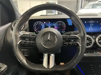 Photo 14 Mercedes Classe B 200 d AMG Line