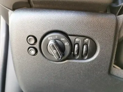 Photo 14 Mini Mini Cooper Edition Premium 1.5 136