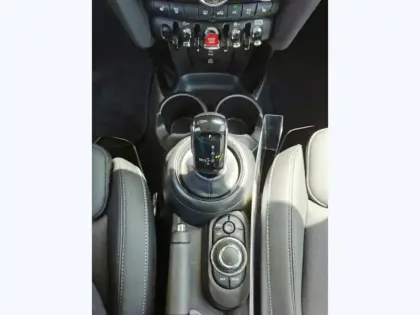 Photo 19 Mini Mini Cooper Edition Premium 1.5 136