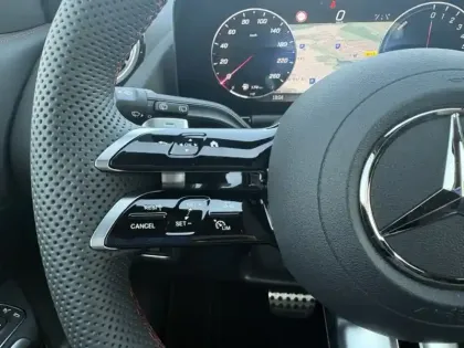 Photo 14 Mercedes GLA 250 e Hybrid EQ AMG Line