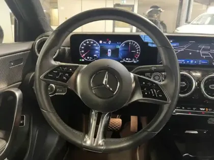 Photo 12 Mercedes Classe A 250 e Progressive Line