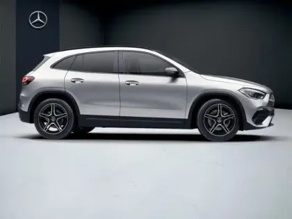 Photo 17 Mercedes GLA 200 d AMG Line