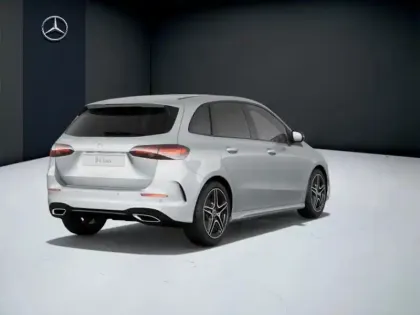 Photo 20 Mercedes Classe B 200 d AMG Line