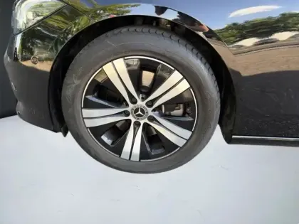 Photo 8 Mercedes Classe C  200 d Break Avantgard