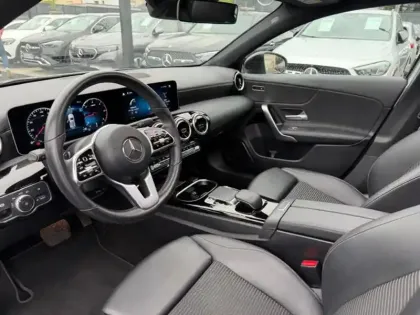 Photo 31 Mercedes Classe A A 220 d