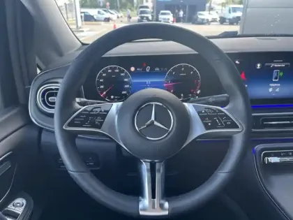 Photo 17 Mercedes CLA 300d/ AVANTGARDE/ Extra-long /
