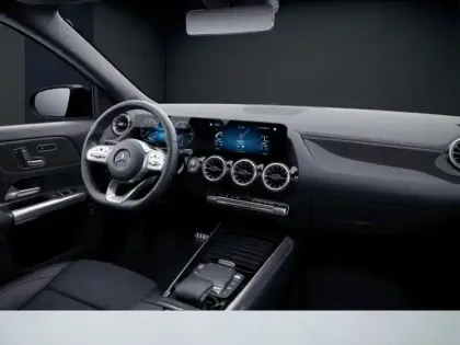 Photo 8 Mercedes GLA 220 d 4MATIC AMG Line