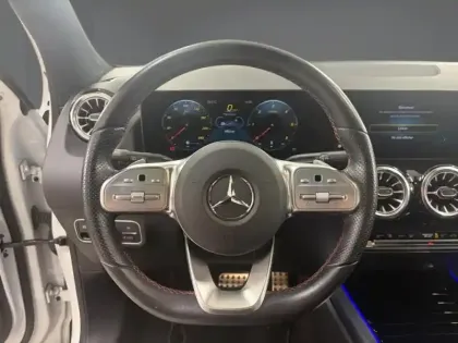 Photo 36 Mercedes GLA 220 d 4MATIC AMG Line