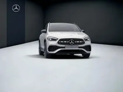 Photo 11 Mercedes GLA 220 d 4MATIC AMG Line