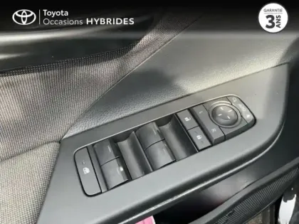 Photo 13 Toyota C-HR  1.8 Hybride 140ch Design MY25