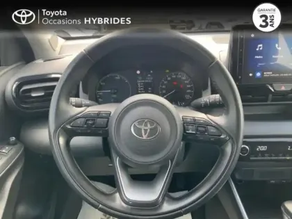 Photo 8 Toyota Yaris  116h Dynamic Business MC24