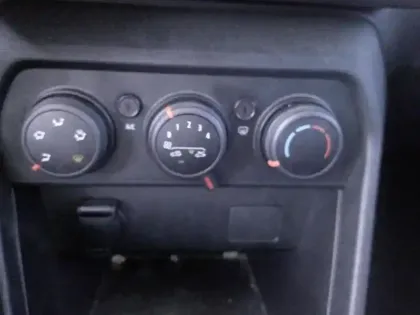 Photo 9 Dacia Sandero  1.0 TCe 90ch Confort -22