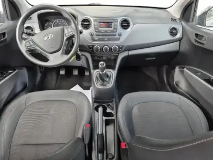 Photo 7 Hyundai I10  1.2 87ch Intuitive