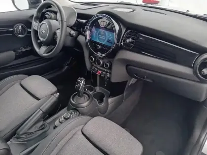 Photo 8 Mini Mini  Cooper 136ch  Edition Camden BVA7