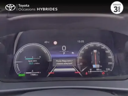 Photo 13 Toyota C-HR  1.8 Hybride 140ch Design MY25