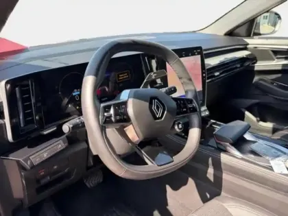 Photo 12 Renault Austral  1.2 E-Tech full hybrid 200ch Techno - 24