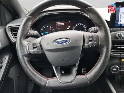 Photo 11 Ford Focus  1.0 EcoBoost 125ch ST-Line