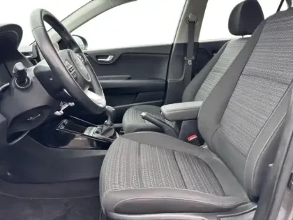 Photo 6 Kia Stonic  1.0 T-GDi 100ch Active
