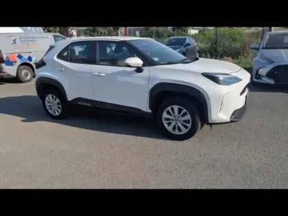 Photo 10 Toyota Yaris  Cross 116h Dynamic Business AWD-i + Programme Beyond Zero Academy MY22