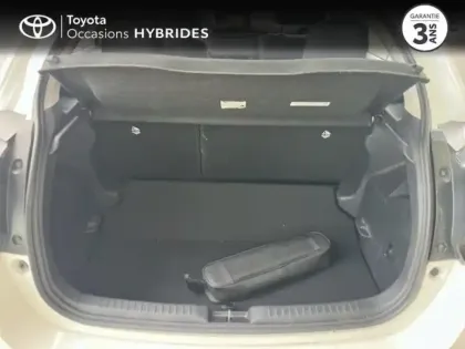 Photo 9 Toyota Yaris  116h Dynamic Business 5p + Programme Beyond Zero Academy MY22