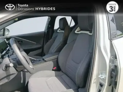 Photo 10 Toyota C-HR  2.0 Hybride Rechargeable 225ch Collection MY26