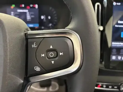 Photo 10 Volvo Xc40  B3 163ch Lounge Edition DCT 7