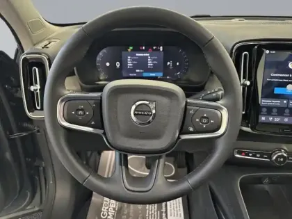 Photo 5 Volvo Xc40  B3 163ch Lounge Edition DCT 7