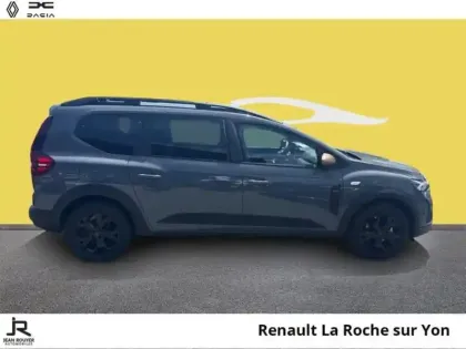 Photo 12 Dacia Jogger  1.6 hybrid 140ch Extreme+ 7 places -24