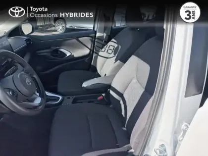 Photo 10 Toyota Yaris  116h Dynamic 5p MC24