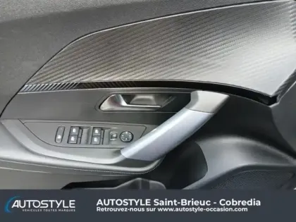 Photo 13 Peugeot 2008  1.5 BlueHDi 100ch S&S Allure
