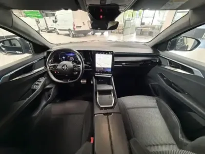 Photo 14 Renault Espace  1.2 E-Tech full hybrid 200ch esprit Alpine 7 places - 24