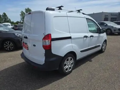 Photo 6 Ford Transit Courier  1.5 TDCI 100ch Stop&Start Trend