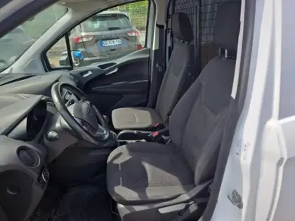 Photo 11 Ford Transit Courier  1.5 TDCI 100ch Stop&Start Trend