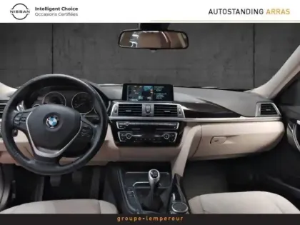 Photo 10 BMW Serie 3 Série 3 318i 136ch Luxury