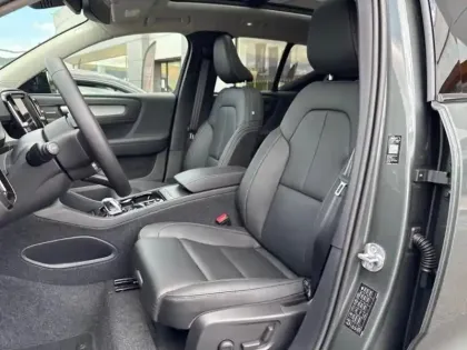 Photo 7 Volvo XC40  B3 163ch Lounge Edition DCT 7