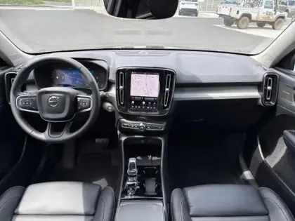 Photo 5 Volvo XC40  B3 163ch Lounge Edition DCT 7