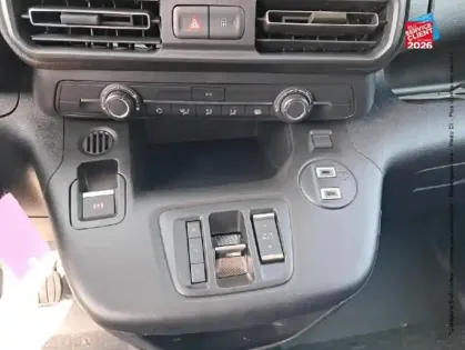 Photo 13 Fiat Doblo  Fg M Diesel 130ch automatique Pack Premium Connect