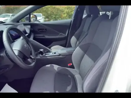 Photo 9 Toyota C-HR  2.0 Hybride 200ch Design PackConf MY25