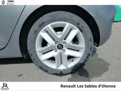Photo 7 Renault Clio  1.6 E-Tech 145ch full hybrid Evolution