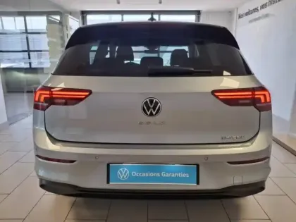 Photo 7 Volkswagen Golf  1.5 eHybrid 204ch VW Edition DSG6