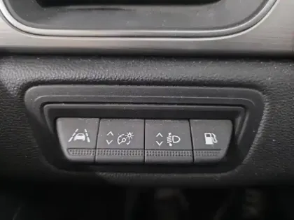 Photo 12 Renault Captur  1.6 E-Tech hybride rechargeable 160ch Intens -21