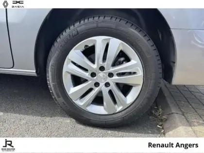 Photo 7 Peugeot Expert  Fg XL 2.0 BlueHDi 180ch S&S Cabine Approfondie Fixe EAT8