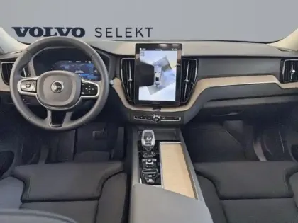 Photo 10 Volvo Xc60  T6 Hybride Rechargeable 335ch Ultra Style Dark Geartronic 8 AWD