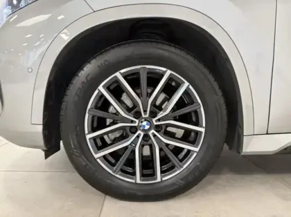Photo 8 BMW X1  sDrive18d 150ch M Sport