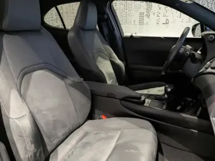 Photo 8 Lexus UX  250h 2WD Premium Edition MY22