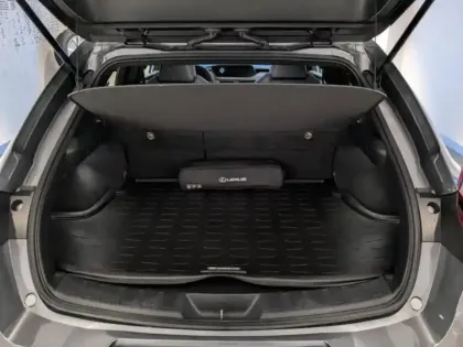Photo 10 Lexus UX  250h 2WD Premium Edition MY22