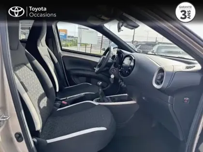 Photo 13 Toyota Aygo  X 1.0 VVT-i 72ch Design MY23