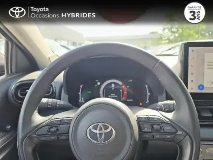 Photo 12 Toyota Yaris  116h Design 5p MC24